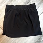 Athleta  Stretch-In Skort Skirt Athletic Travel Running 438956-00 Small Photo 3