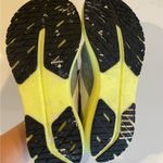 Brooks Hyperion Tempo Men’s Sneakers Gray Yellow Running Walking Racing Gym US9 Photo 5