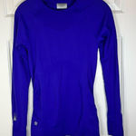 Athleta Pacifica SPF Fitted Top Size Small Thumbholes and Pocket Swim Athletic Photo 0