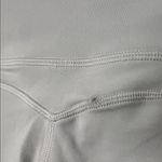 Fabletics Oasis PureLuxe Gray High-Waisted 7/8 Pocket Leggings Size Small Photo 10