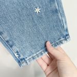 PacSun Light Wash Floral Scattered Daisies Embroidered Mom Jeans sz 23 short Photo 8