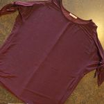 Gibson Latimer  Cold Shoulder Bat Wing Top in Burgundy - size large Photo 3