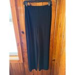 Dress Barn  Black Leaf Print‎ V-Neck Top Size 8 Photo 2