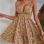 🆕Floral Ruffle Photo 0