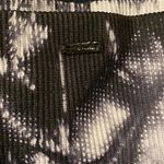 PINK - Victoria's Secret NWT Pink high waist no seam Biker Shorts Photo 5