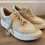Dolce Vita Dolen Sneakers in Sandstone Knit size 8.5 Tan Photo 2