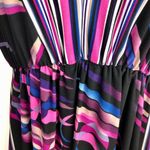 Bisou Bisou  mini dress cap sleeve V neck geo print. Size: 4 Photo 3