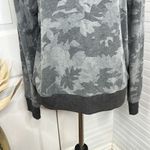 Splendid Women's Leaf Camo Crewneck Sweatshirt Gray Size S Casual Long Sleeve Photo 2