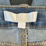 1822 Denim  Light Blue Cropped Jeans with‎ Frayed Hem Photo 5