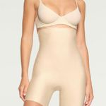 SKIMS Body High Waist Shapewear Shorts M Photo 0