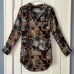 Tolani  100% silk button up shirt size small oversized artsy abstract neutral Photo 0