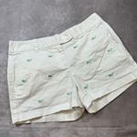 Vineyard Vines White w Green Whales Flat Front Chino Shorts Womens 2 Photo 0
