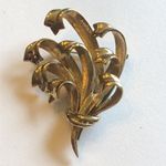 Monet  Gold Tone Floral Spray Vintage Brooch Shoulder Pin Photo 3