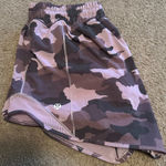 Lululemon  Hotty Hot Low-Rise Lined Short 4" Photo 0