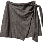 Aritzia  Wilfred Dorine Front Wrap Mini Skirt Plaid Wool / Cashmere Size 10 Photo 4