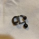 Christian Dior Dior 30 MONTAIGNE EARRING Ruthenium-Finish Metal with Gray Resin Pearl Photo 3