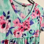 HEIMISH USA Green Peplum Blouse with Short Sleeves (995) Size L Photo 1