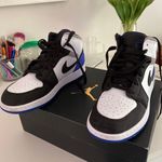 Jordan Air 1 Mid SE White Black Royal (GS) Photo 1