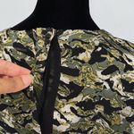 T Tahari T‎ Tahari Womens Burnout Boxy Camo Abstract Short Sleeve Top Olive Medium NWT Photo 5