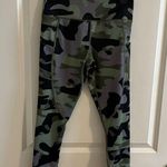 Zyia  green camo leggings Photo 3