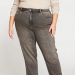 Universal Standard Donna High Rise Curve Straight Jeans in Stonewash Black Photo 0