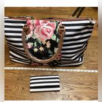 Kut From The Kloth  weekend/overnight bag with matching wallet. Photo 11