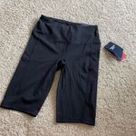 Reebok black high rise shorts. S Photo 0