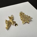 Lot Of 2 Brooch Pins Angel & Christmas Tree Jesus Is The Reason For The Season Gold Photo 2