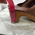 UGG  Vivica Women's Brown Leather Woven Platform Clog Heel Shoes Size 8 Photo 7