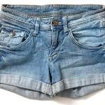 H&M low waist light wash denim shorts Photo 0