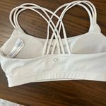 GapFit White Medium Impact Padded Strappy Sports Bra Size Medium Photo 4