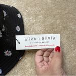 Alice + Olivia NWT  Reversible Bucket Hat in Black Daisy Print / White Photo 3
