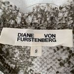 Diane Von Furstenberg  Silk Olive White Shift Shirt Dress size small Photo 6