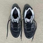 ASICS Volleyball Shoes Photo 3