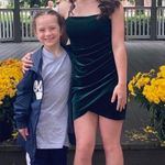 Windsor Green Homecoming Velvet Dress Photo 2