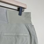 Athleta  trekkie north short 14 Tan Beige Gorpcore Outdoor Hiking Womens Active Photo 4