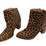 Very Volatile Women's Lacey Ankle Bootie, Sz 8 Photo 3