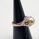 Vintage Avon NRT Faux Pearl & Black Rhinestone Ring (6) Photo 2