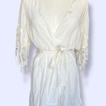 Stone Cold Fox  White Silk Lace Bridal Robe NWT Photo 0