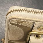 Coach  Zoe Beige and Gold Wallet zip around accordion Photo 4