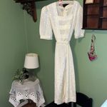 Vintage Modest Dress Tanner Cream • 50s • 1950s shirt dress vintage wedding Size 8 Photo 3