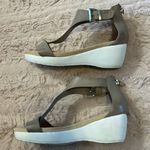 Reaction Kenneth Cole Size 6.5 NICE GAL wedges •  Photo 6