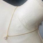 Vintage prong set triangle clear cubic zirconia pendant on chain necklace Gold Photo 6