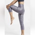 Athleta  Salutation Stash Pocket II Print Capri Tempest Violet Women’s Size SP Photo 2