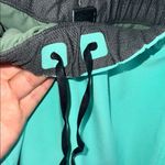 Patagonia Skirt Vibrant Turquoise with Pockets
Size XS Photo 4