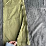 BDG  Green Emery low rise workwear/cargo pants size 6 Photo 4