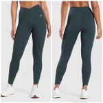 Gymshark Crossover Leggings Workout Running Gym Darkest Teal Size XS New Photo 1
