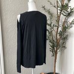 Nicole Miller New York Women’s Active Cold Shoulder long Sleeve Athletic Tunic Black Size M Photo 3