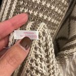 ‎Women’s Knit Shawl. Taupe/Cream OS Tan Photo 4