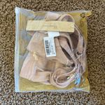 Wingslove High Impact Wireless Sports‎ Bra Nude NWT 38D Tan Size undefined Photo 4